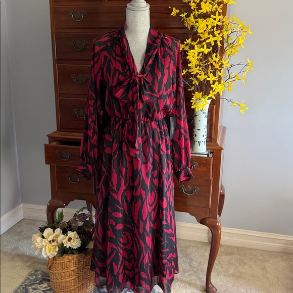 Donna Karan Women’s Chiffon Shirt Midi Red Multi Print Dress Size 12 NWT - Picture 2 of 10